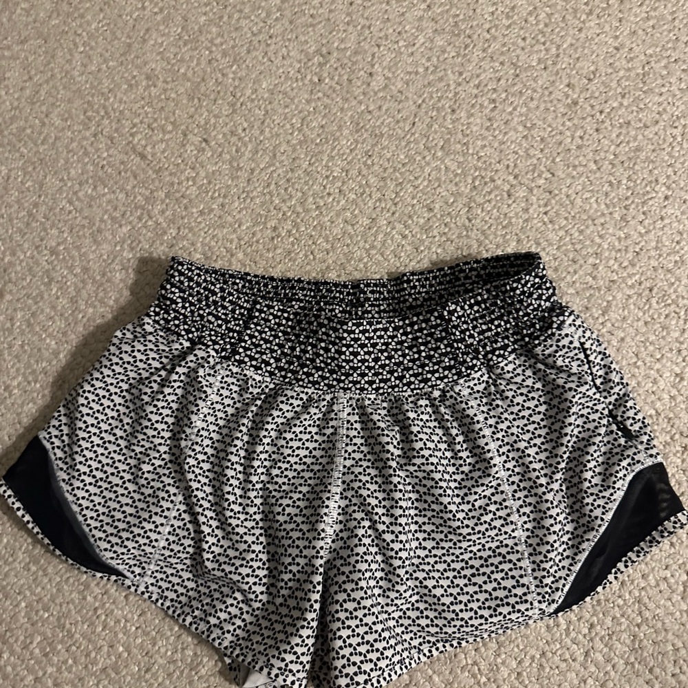 Lululemon shorts size 4. 2.5 in